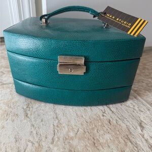Jewelry Storage - NWT